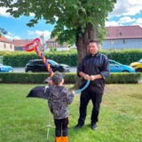 Zauberer Tobi begeisterte die Kinder mit außergewöhnlichen Ballonmodellagen.  © Julia Otto