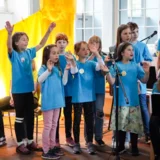 Der Kinderchor aus Pferdsdorf bereicherte das Musical mit seiner bezaubernden musikalischen Darbietung.  © Julia Otto