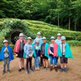 Gleich geht´s zur Schatzsuche ins Schaubergwerk.  © Julia Otto