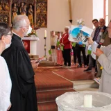  Martin Blumtritt überreichte Petra und Stephan Koch zum Abschied eine Reihe von Geschenken. © Julia Otto